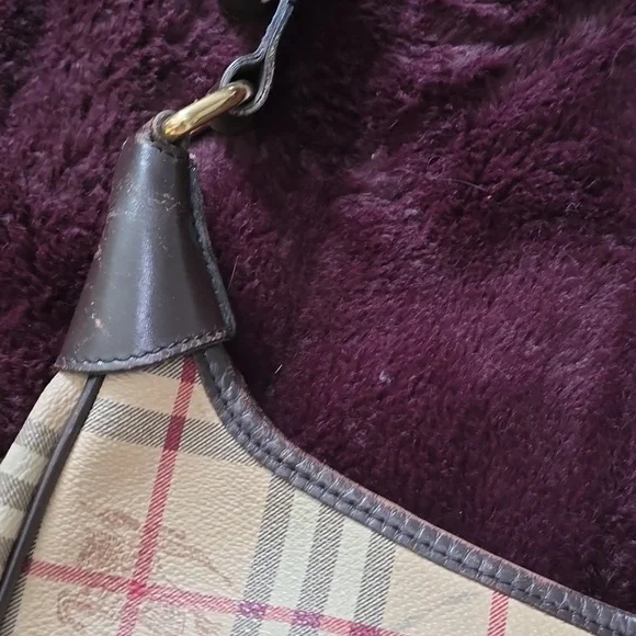 Burberry Tan Plaid Women's Bag - Picture 12 of 15